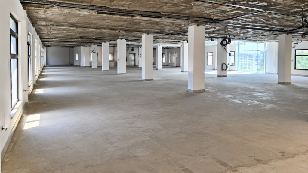 02 PLATEAUX DE BUREAU – 670M² VALLONS