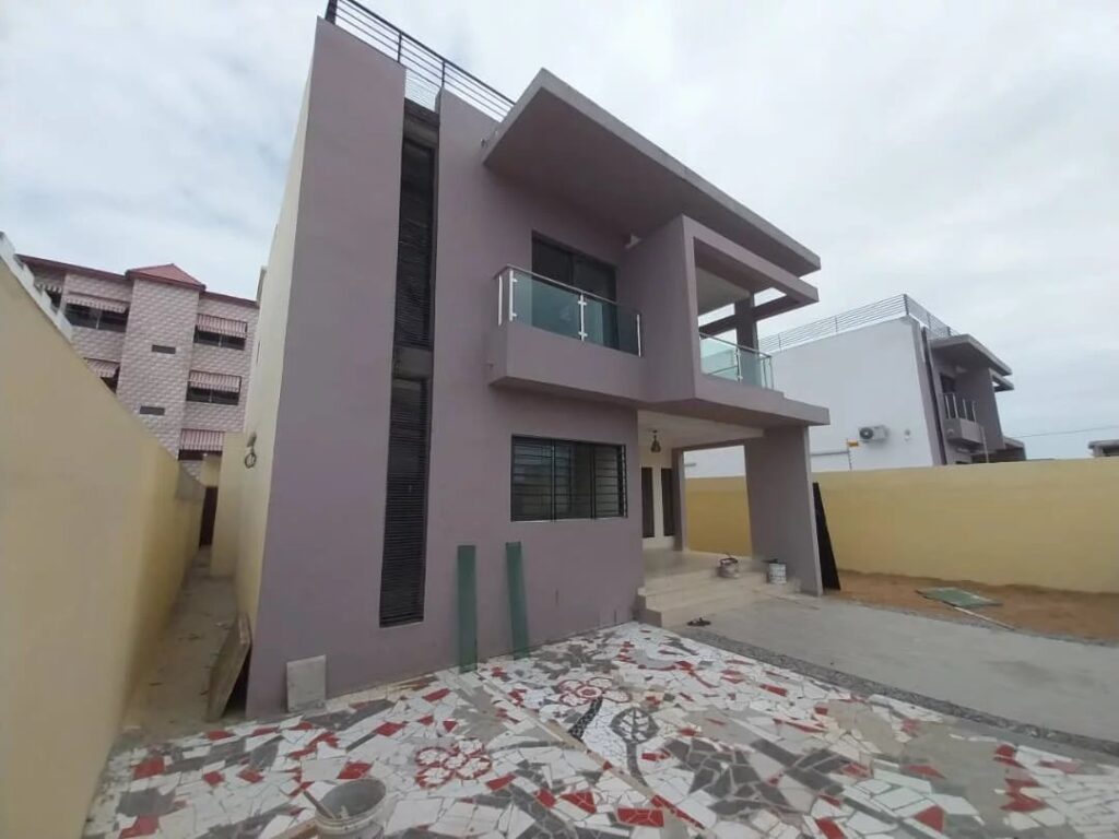 Villa duplex en vente 6Pièces , Bassam mohoussou