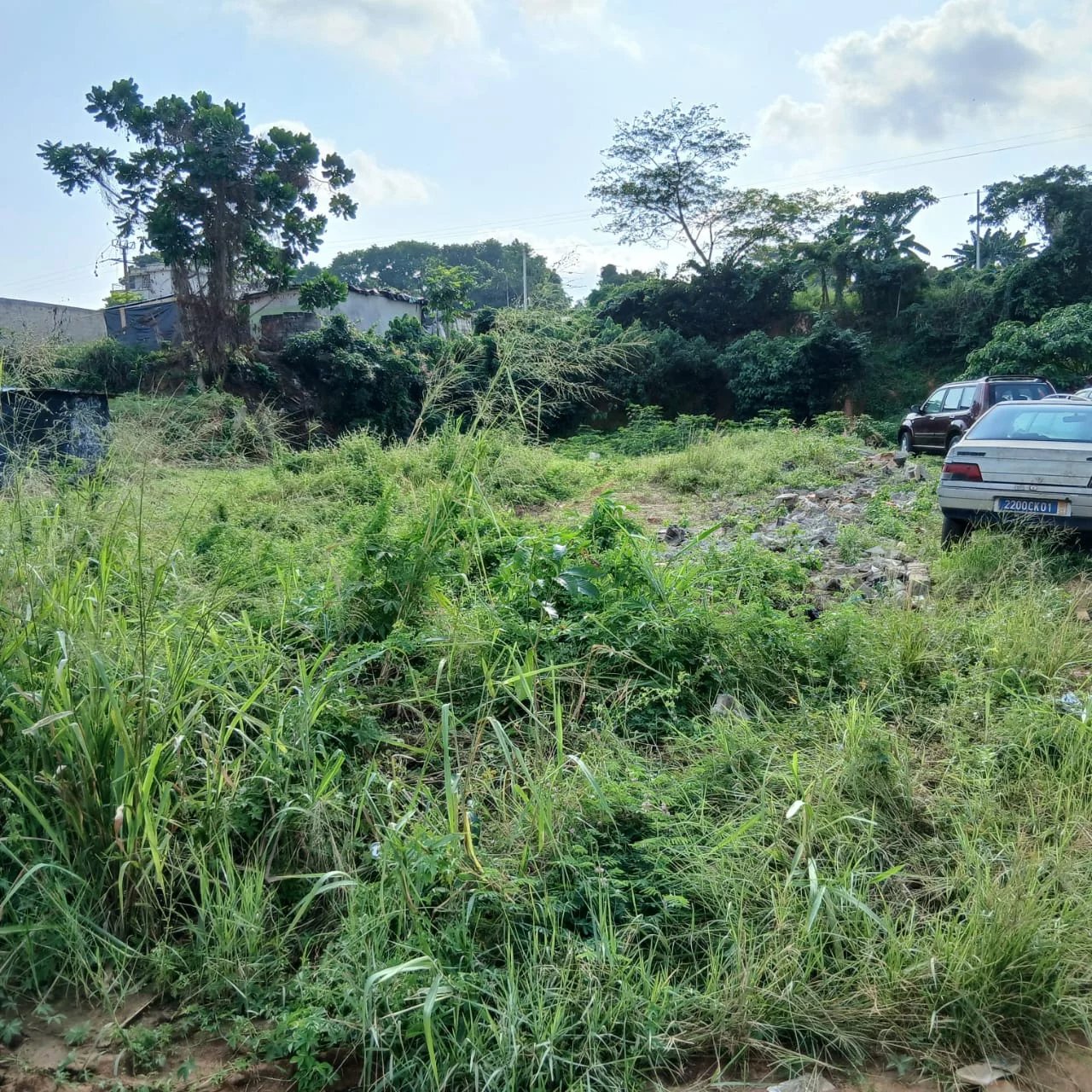 VENTE TERRAIN DE 760 M² À ABATTA